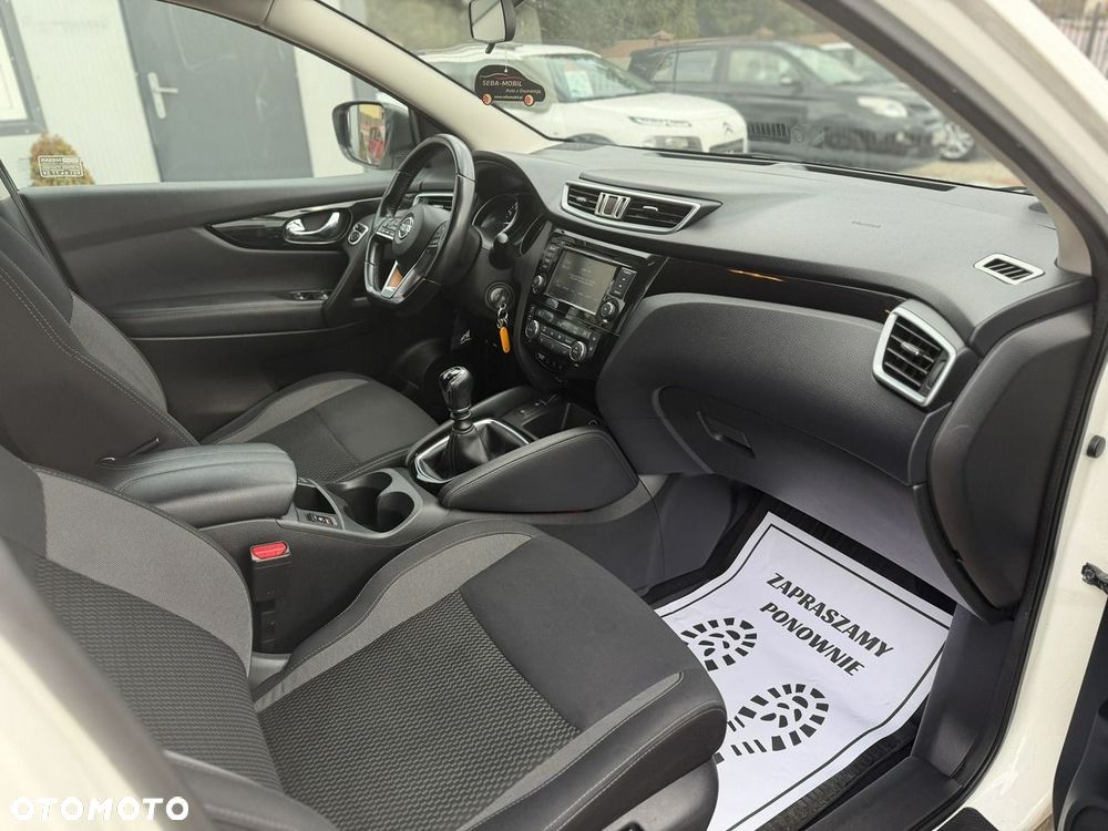 Nissan Qashqai 1.3 DIG-T MHEV N-Connecta - 35