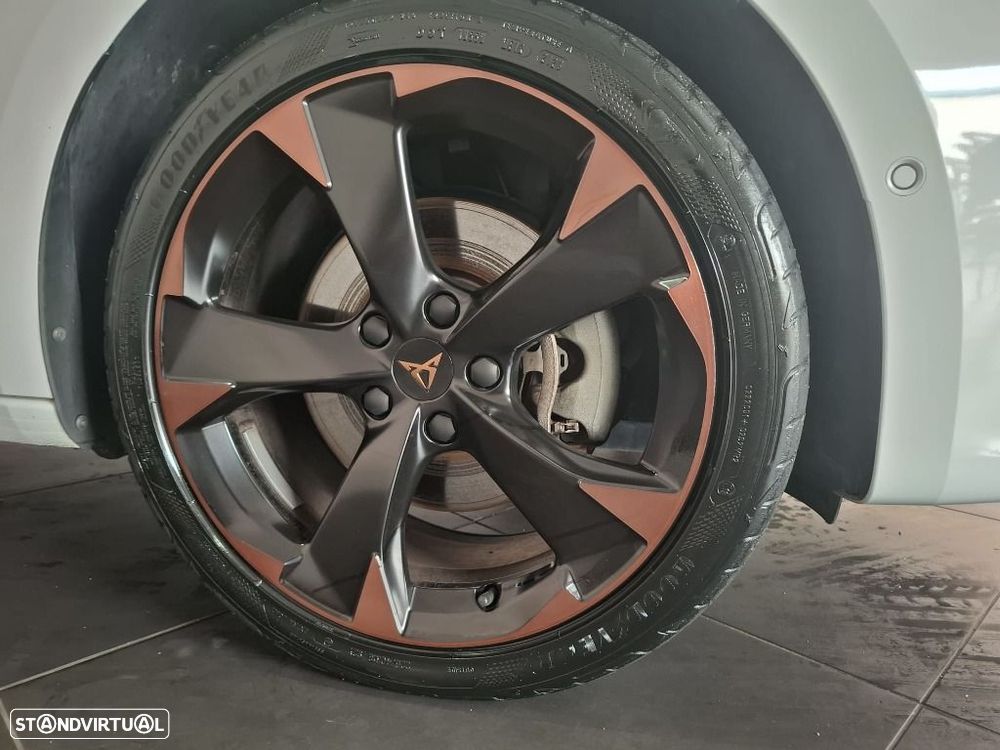 Cupra Leon ST 2.0 TDI DSG - 11
