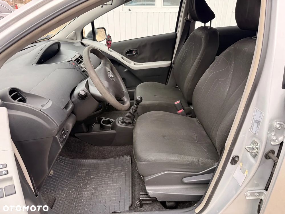 Toyota Yaris 1.4 D-4D Luna - 14