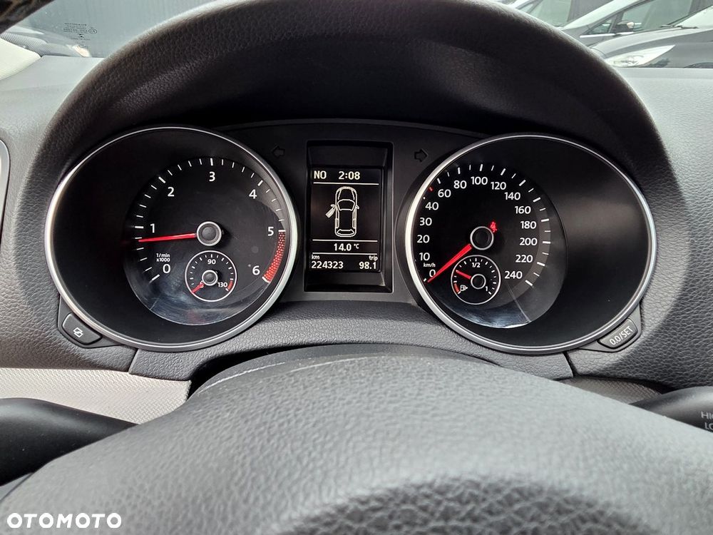 Volkswagen Golf 2.0 TDI Comfortline - 17