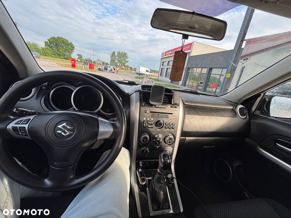Suzuki Grand Vitara 1.9 DDiS - 17