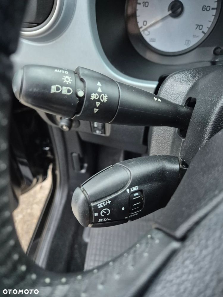 Citroën Berlingo Multispace VTi 120 Exclusive - 33