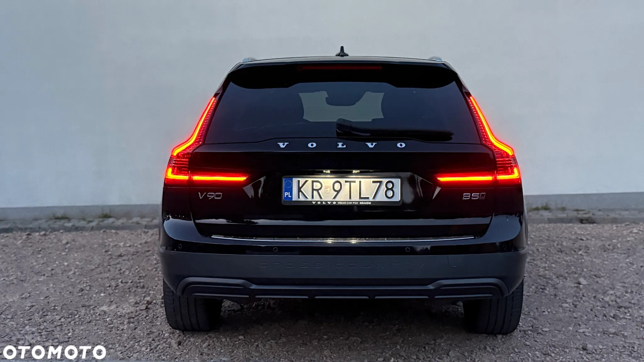 Volvo V90 Cross Country B5 D AWD Geartronic Pro - 13