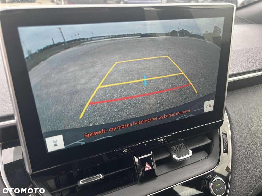 Toyota Corolla Cross - 19