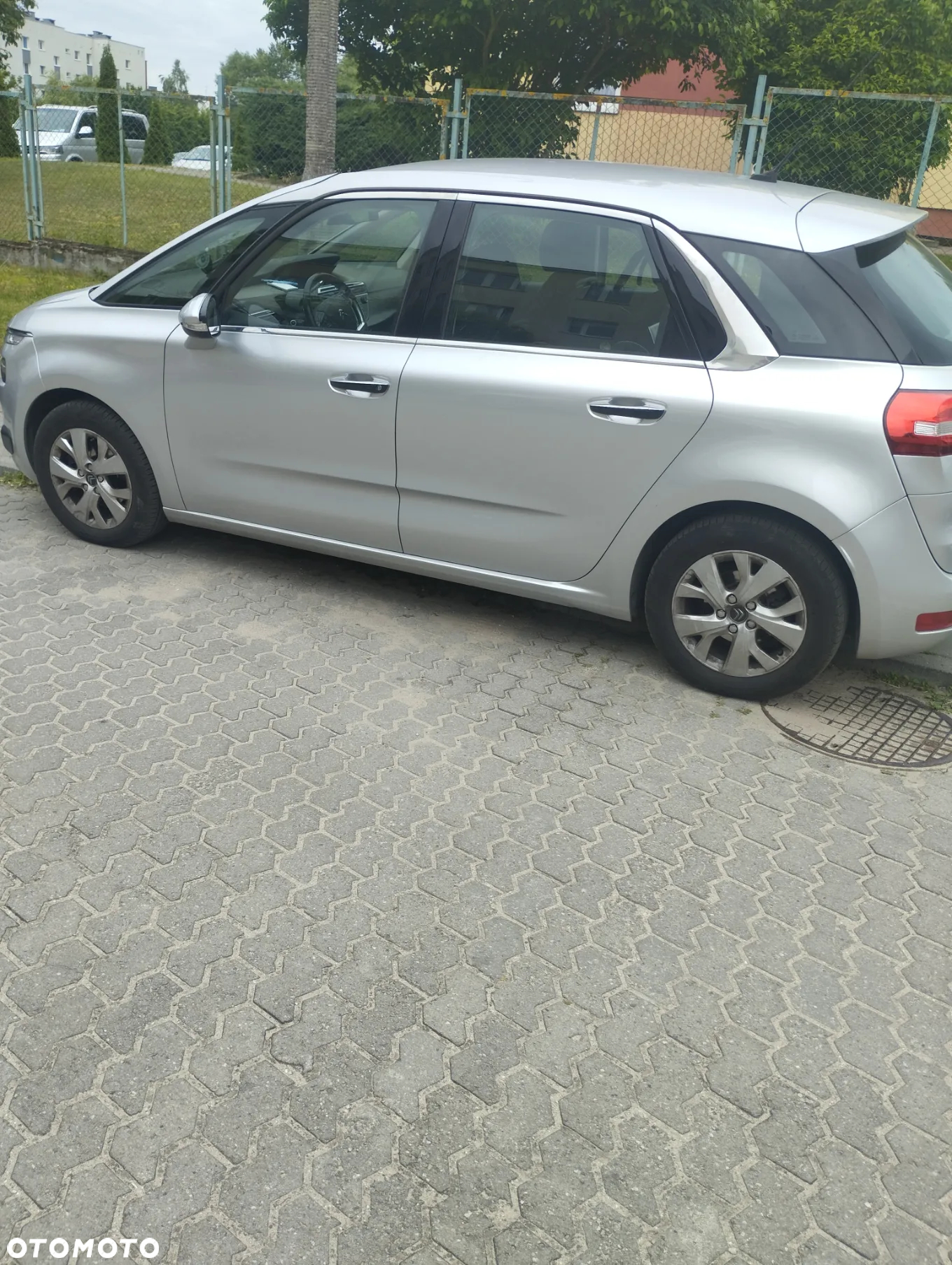 Citroën C4 Picasso - 11