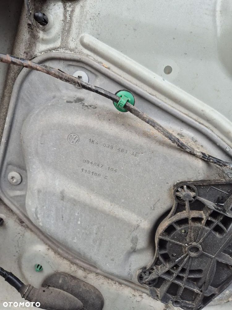 DRZWI VOLKSWAGEN GOLF V - 7