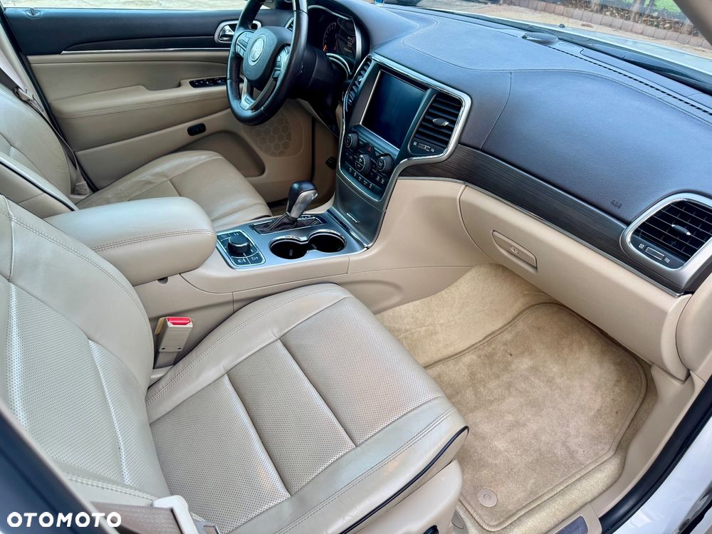 Jeep Grand Cherokee 3.6 V6 Overland - 24