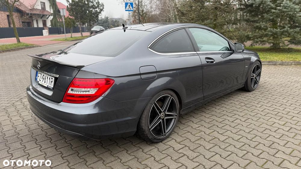 Mercedes-Benz Klasa C - 2