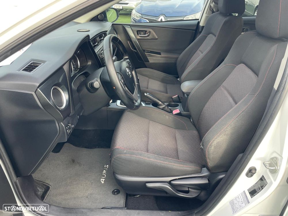 Toyota Auris Touring Sports 1.4 D-4D Active+AC - 11