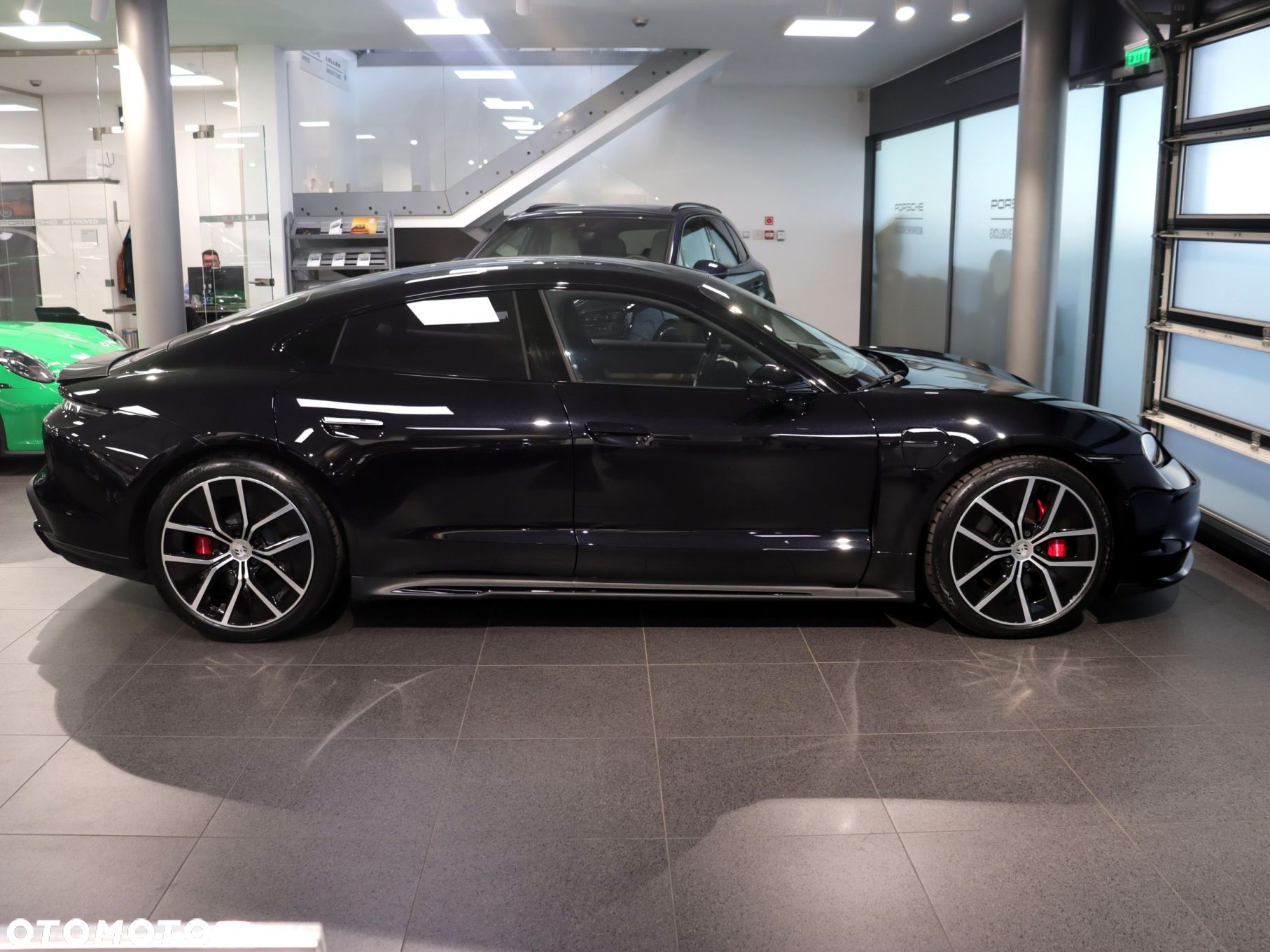 Porsche Taycan - 6