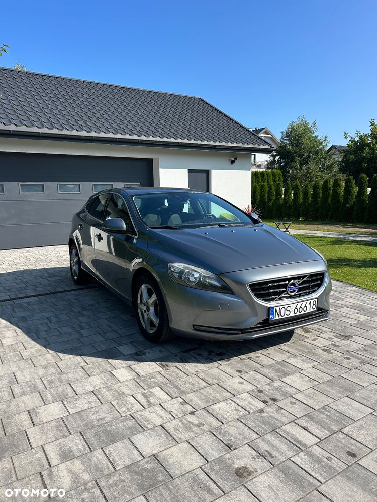 Volvo V40 - 23