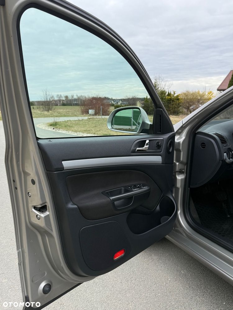 Skoda Octavia 1.4 TSI Family DSG - 3