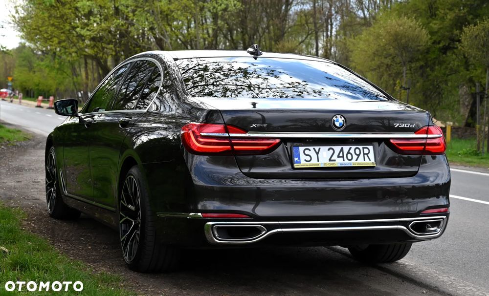 BMW Seria 7 730d xDrive - 17