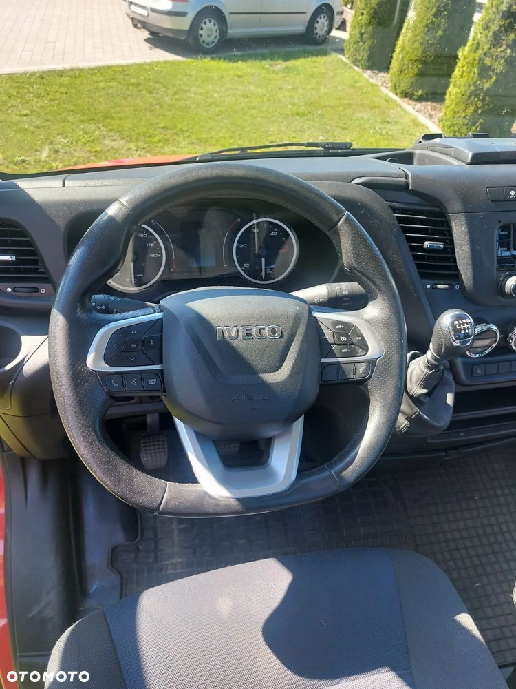 Iveco DAILY 35S18 - 8