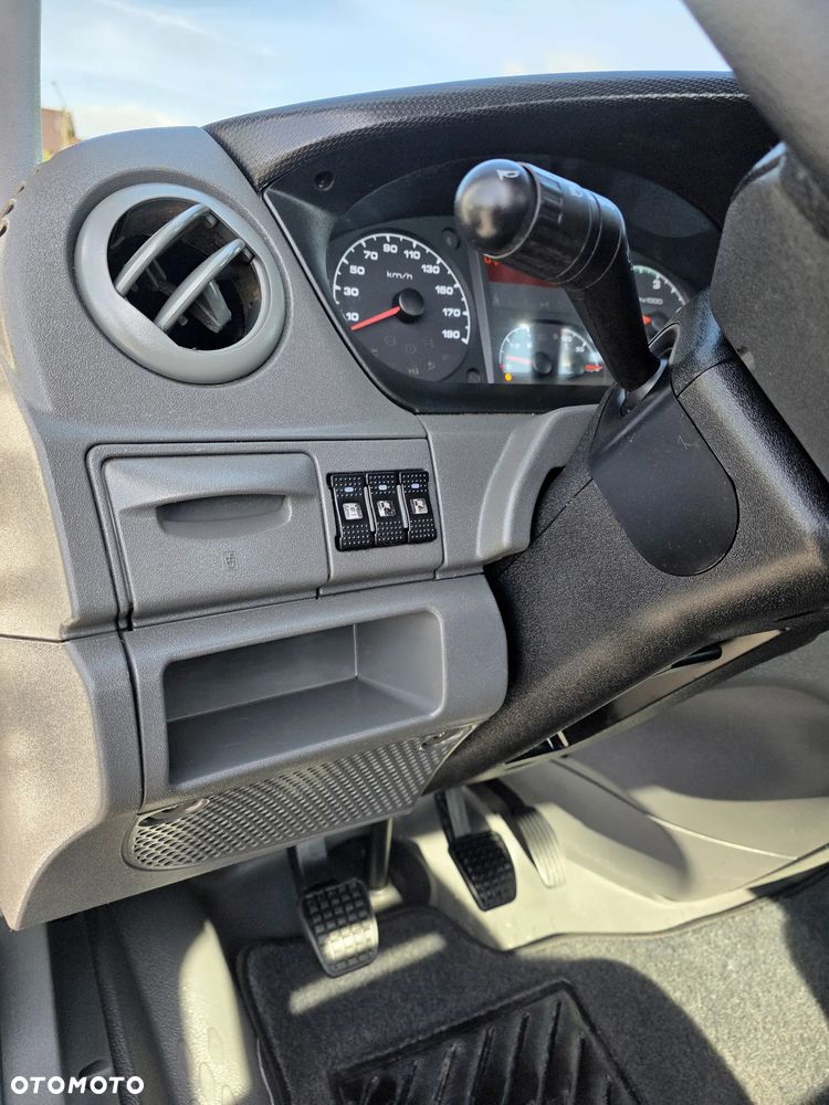 Iveco 35S13 2,3 HPI 130 KONNA SKRZYNIA 4,2M WEBASTO - 14