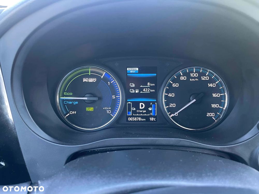 Mitsubishi Outlander - 37