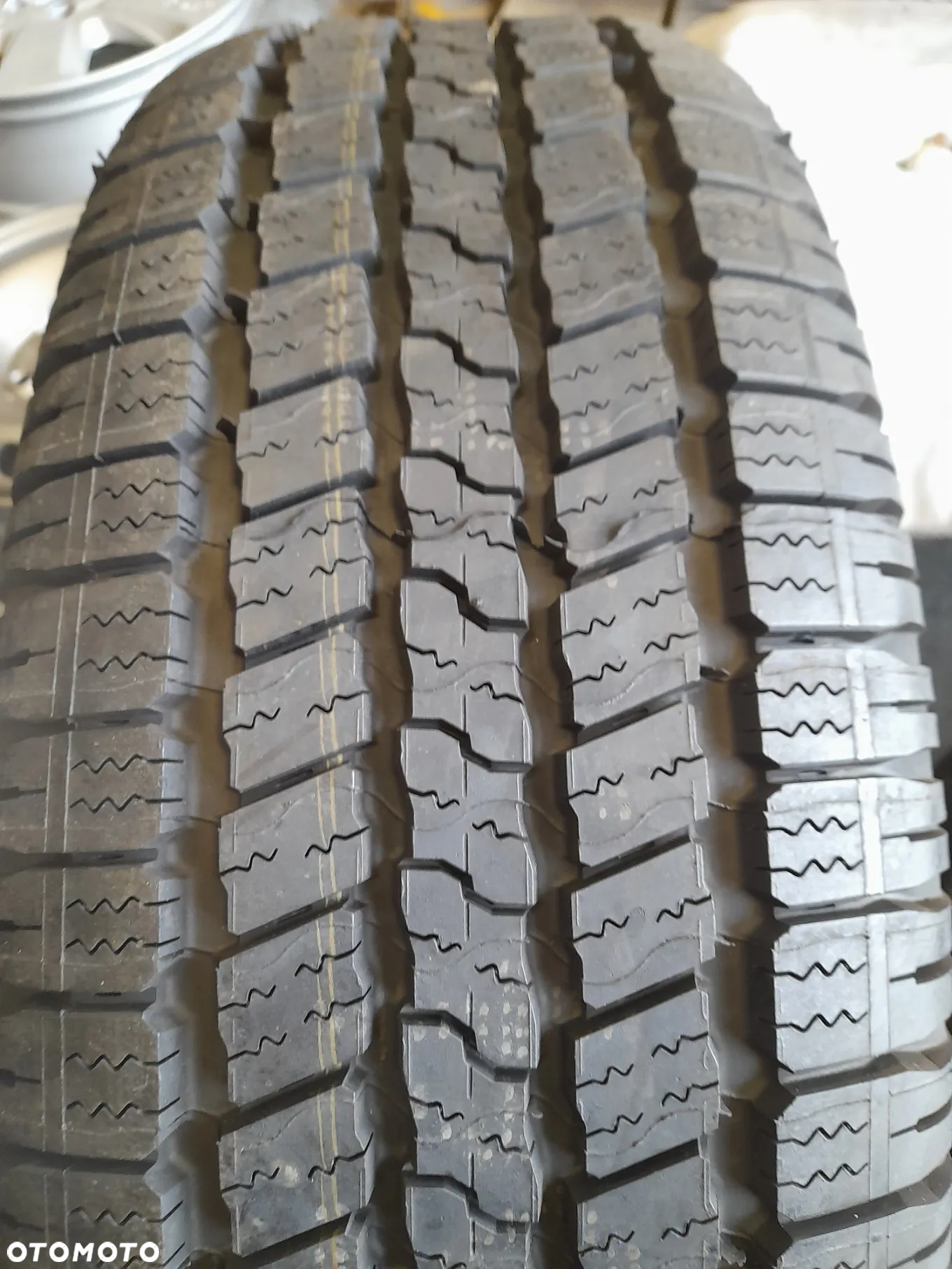 Opony letnie GOODYEAR WRANGLER SR-A M+S 106S 245/70/R16 - 7