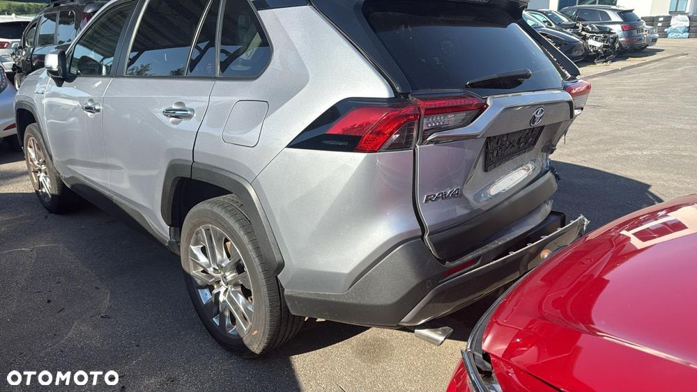 Toyota RAV4 - 4