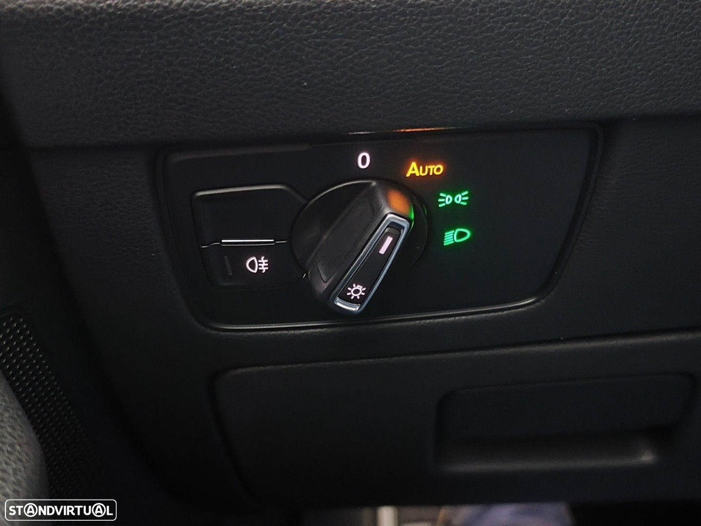 VW Arteon 2.0 TDI Elegance DSG - 27
