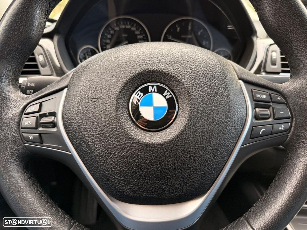 BMW 320 d Touring EfficientDynamics - 19