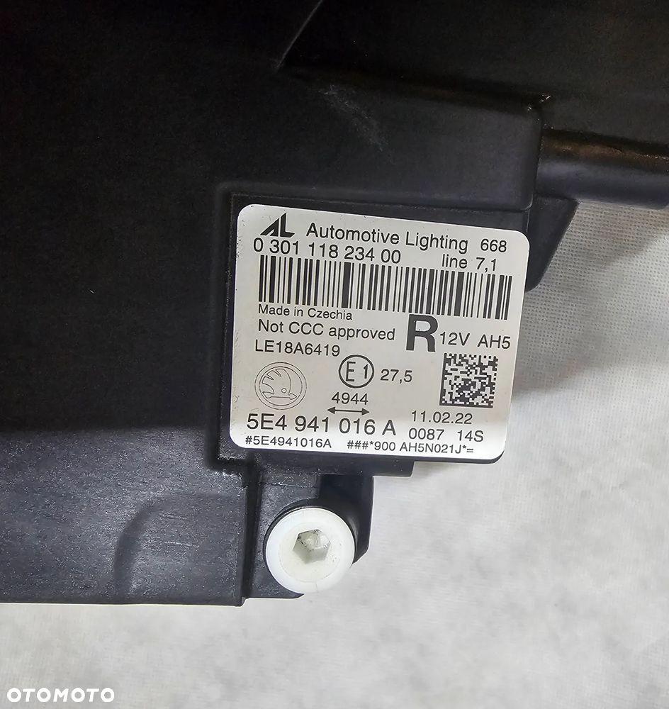 PRAWA LAMPA FULL LED SKODA OCTAVIA IV 5E4941016A - 3