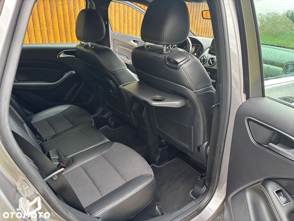 Mercedes-Benz Klasa B 200 7G-DCT - 10