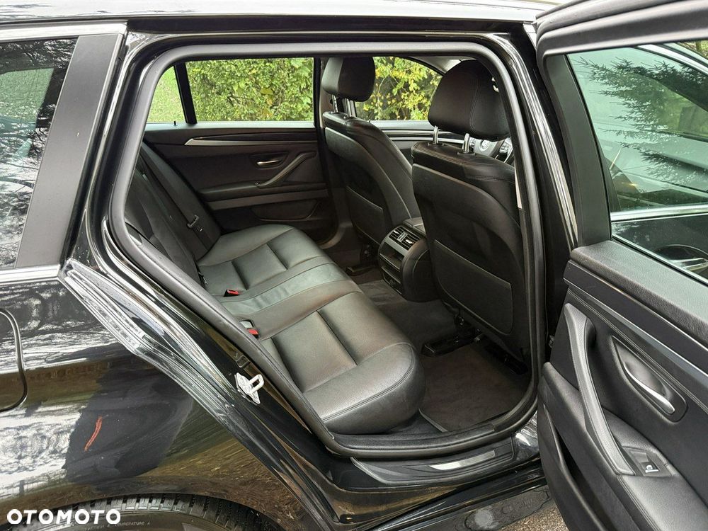 BMW Seria 5 - 34