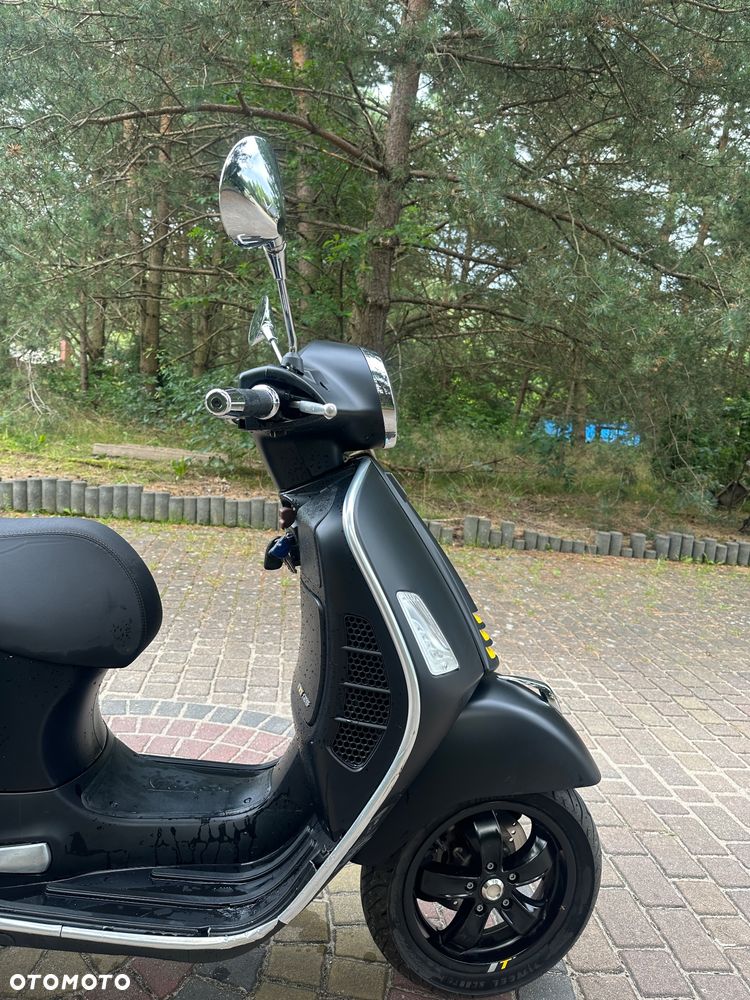 Piaggio Vespa - 3