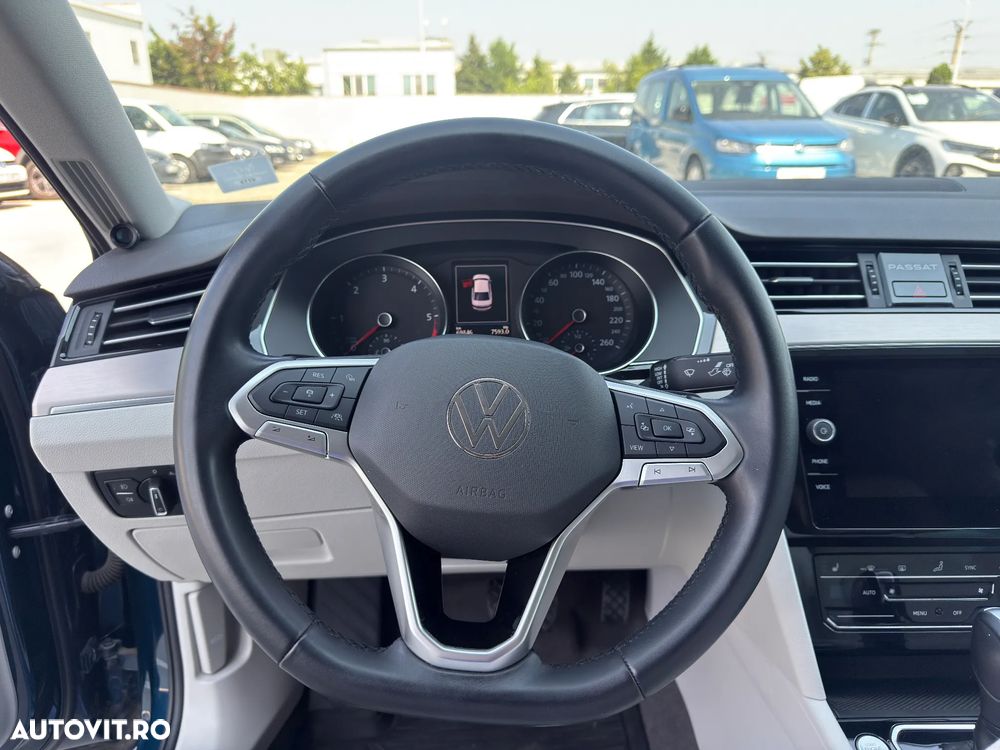 Volkswagen Passat 2.0 TDI DSG Highline - 9