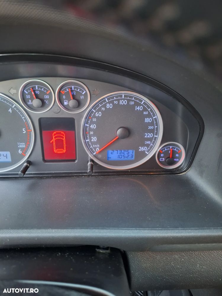 Volkswagen Sharan - 23