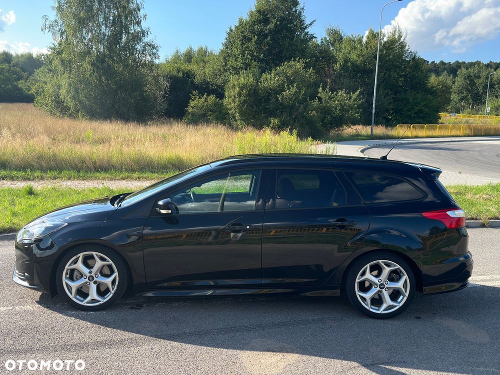 Ford Focus 2.0 EcoBoost ST mit Leder-Sport-Paket - 10