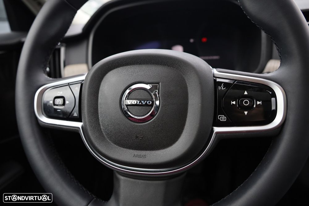 Volvo V90 2.0 T8 PHEV Plus Dark AWD - 16