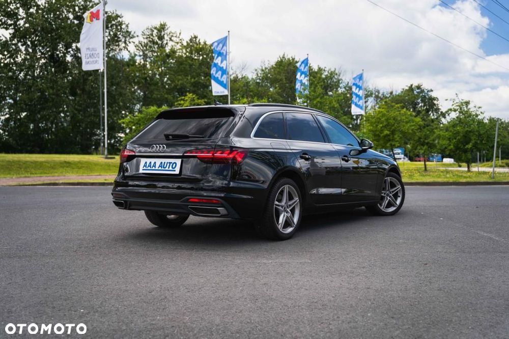 Audi A4 Avant - 6