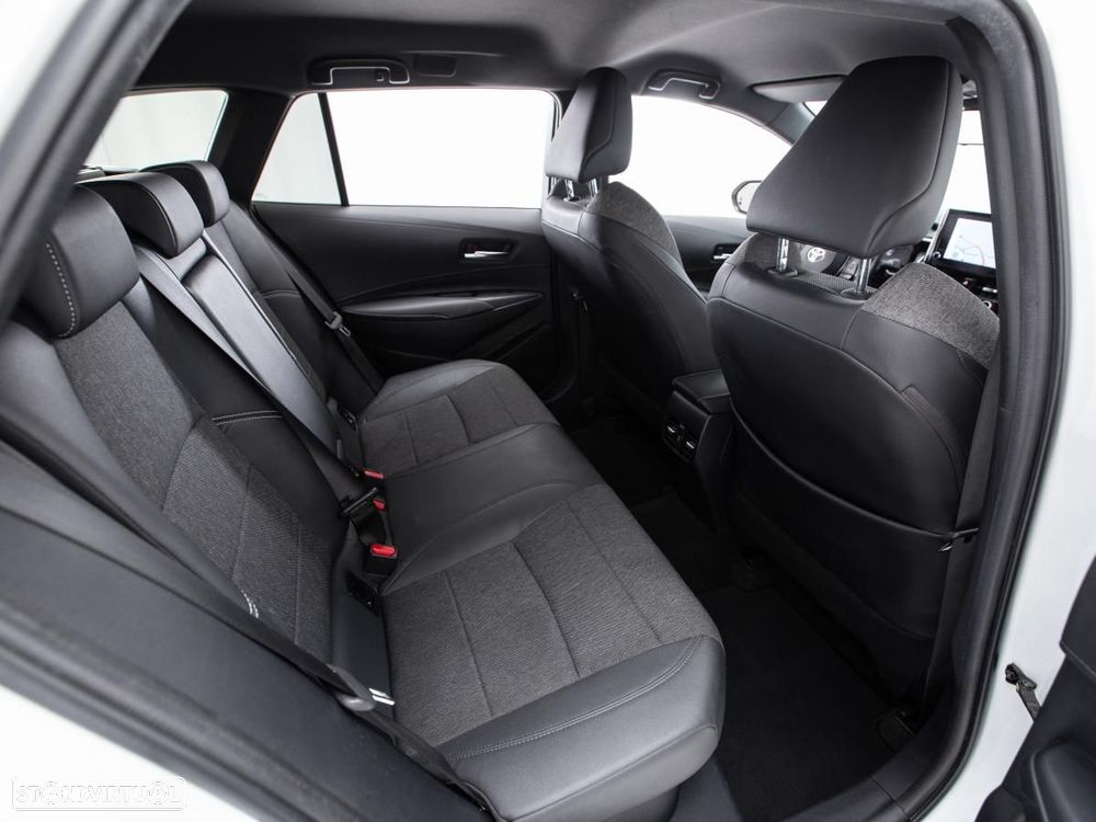 Toyota Corolla 1.8 Hybrid Comfort — fotografia 10
