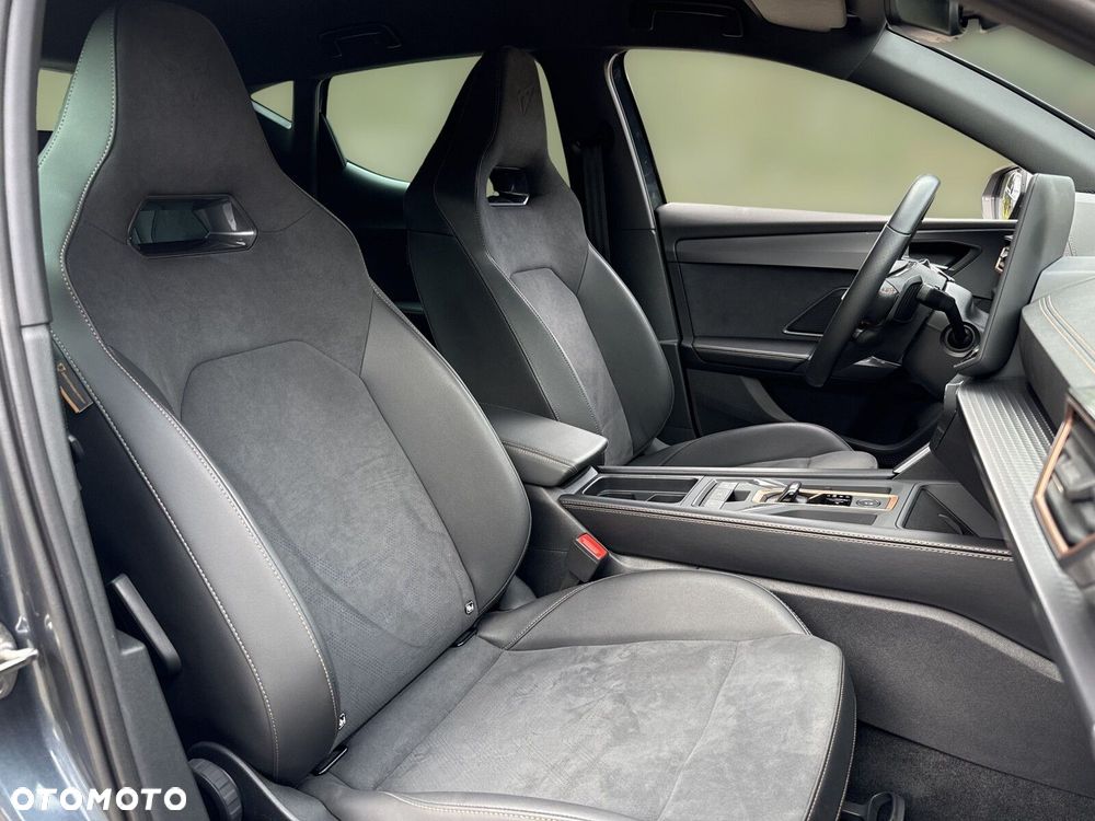 Cupra Leon 1.5 eTSI DSG - 16