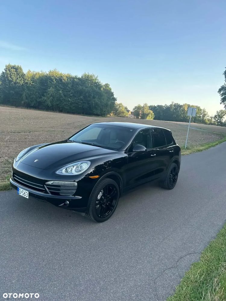 Porsche Cayenne - 1