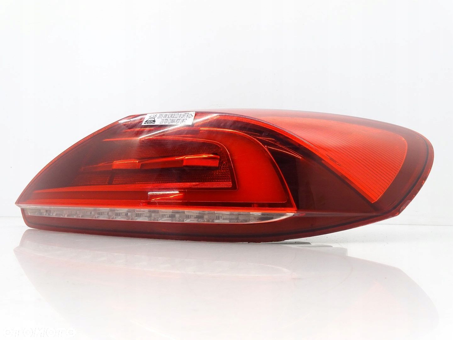 LAMPA LED PRAWY TYŁ PRAWA TYLNA VW SCIROCCO III LIFT R-LINE 1K8945208B - 1
