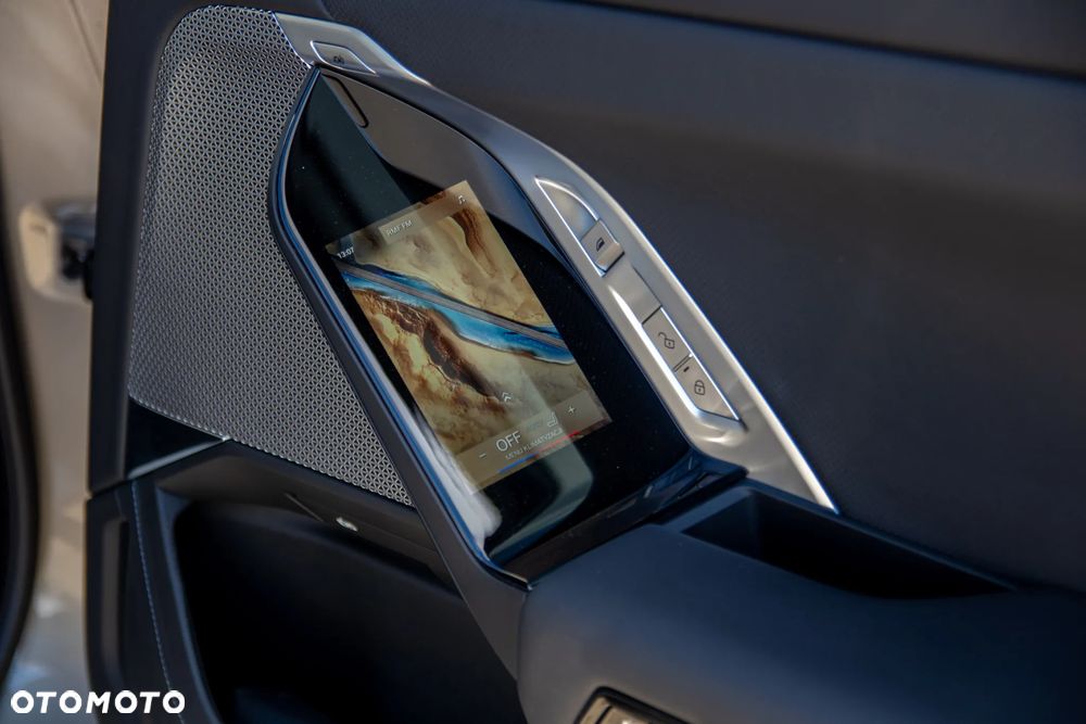 BMW Seria 7 - 17