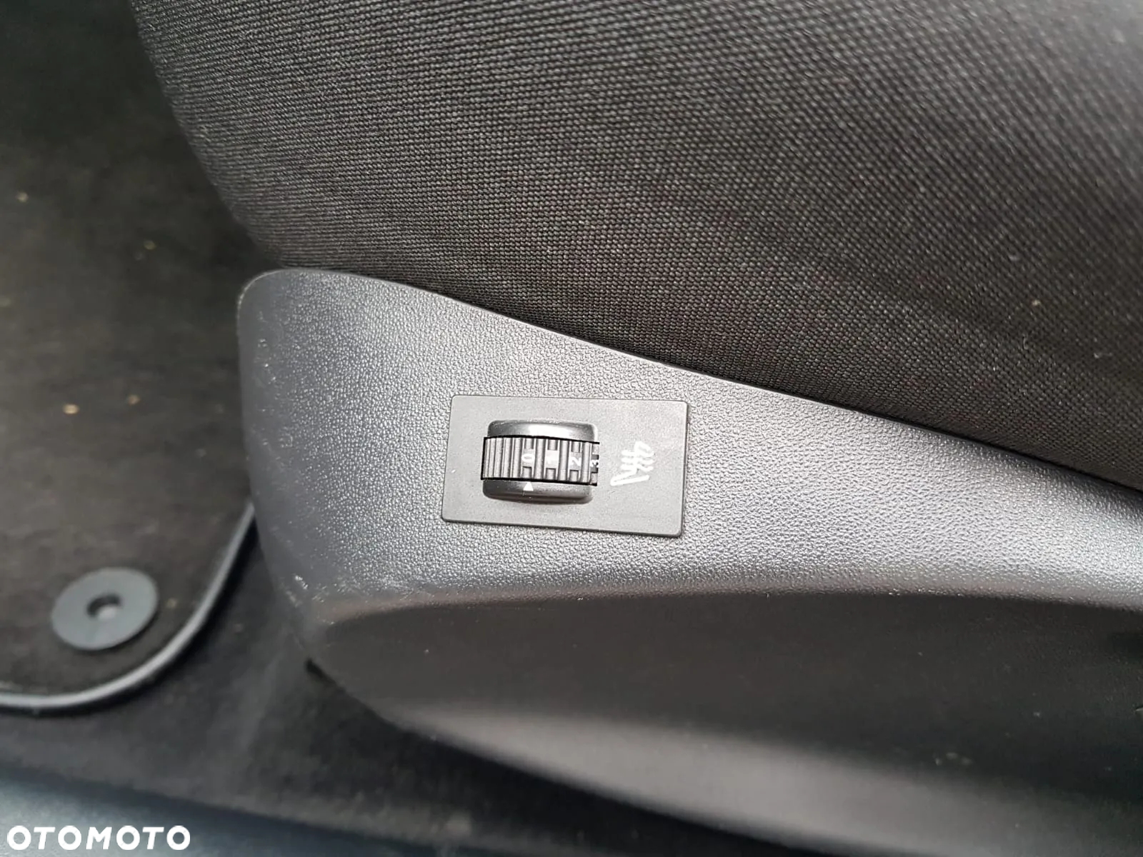 Peugeot 208 1.2 PureTech Allure - 11