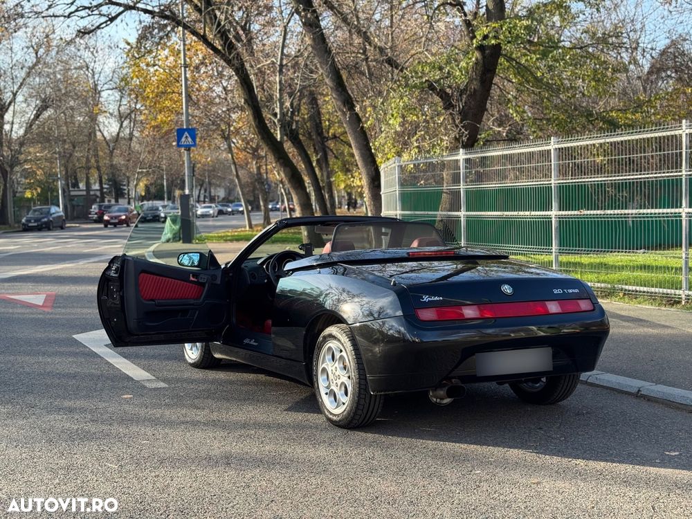 Alfa Romeo Spider - 24