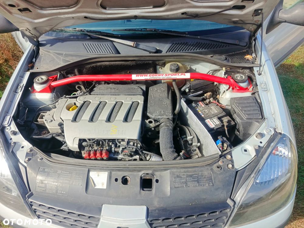 Renault Clio 1.4 16V Expression - 10