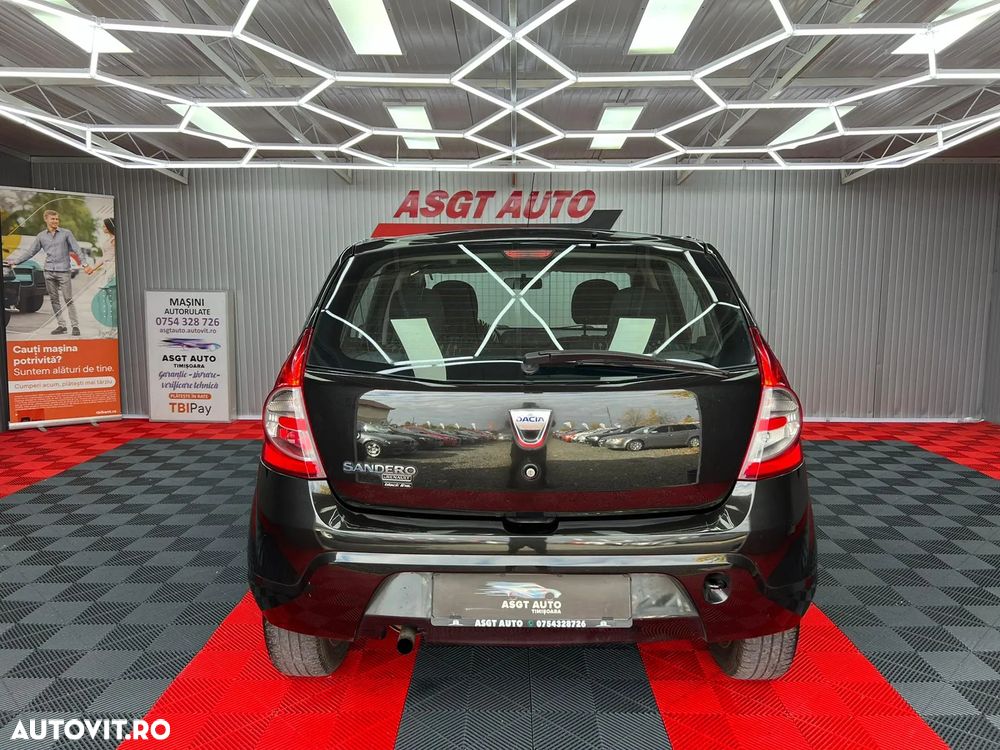 Dacia Sandero - 6