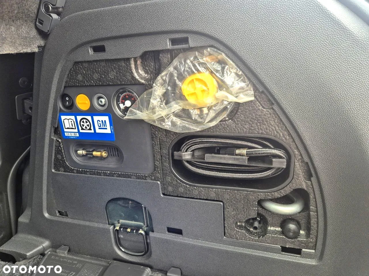 Opel Corsa 1.4 16V 150 Jahre - 31