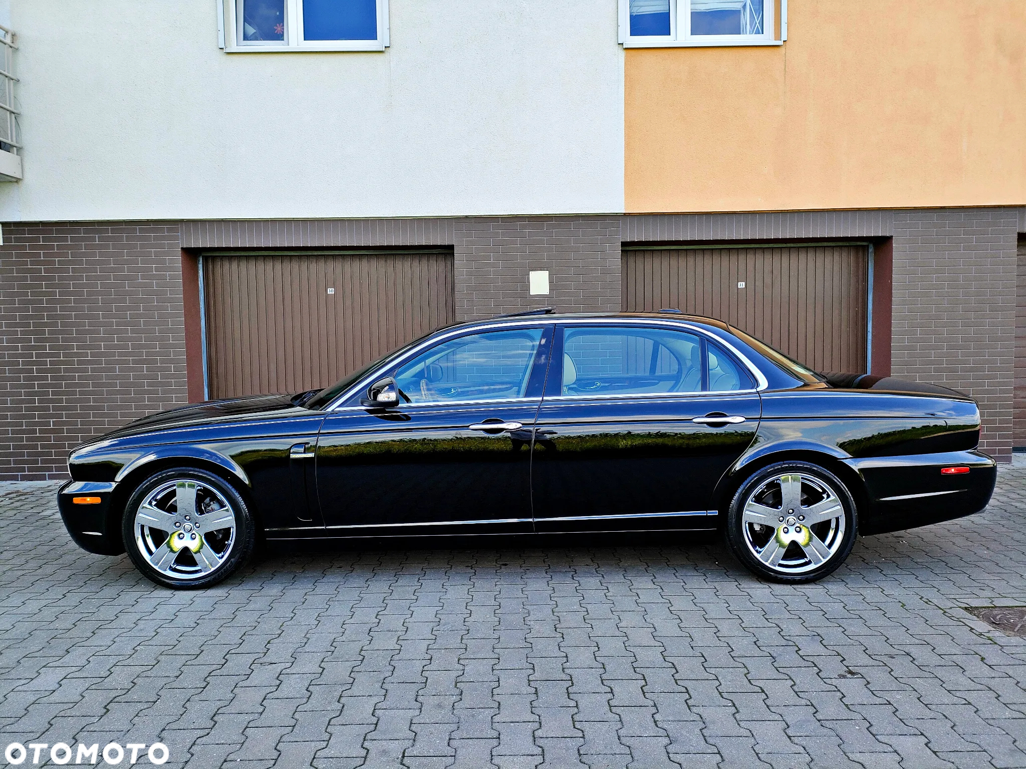Jaguar XJ XJ8 4.2 Executive - 8