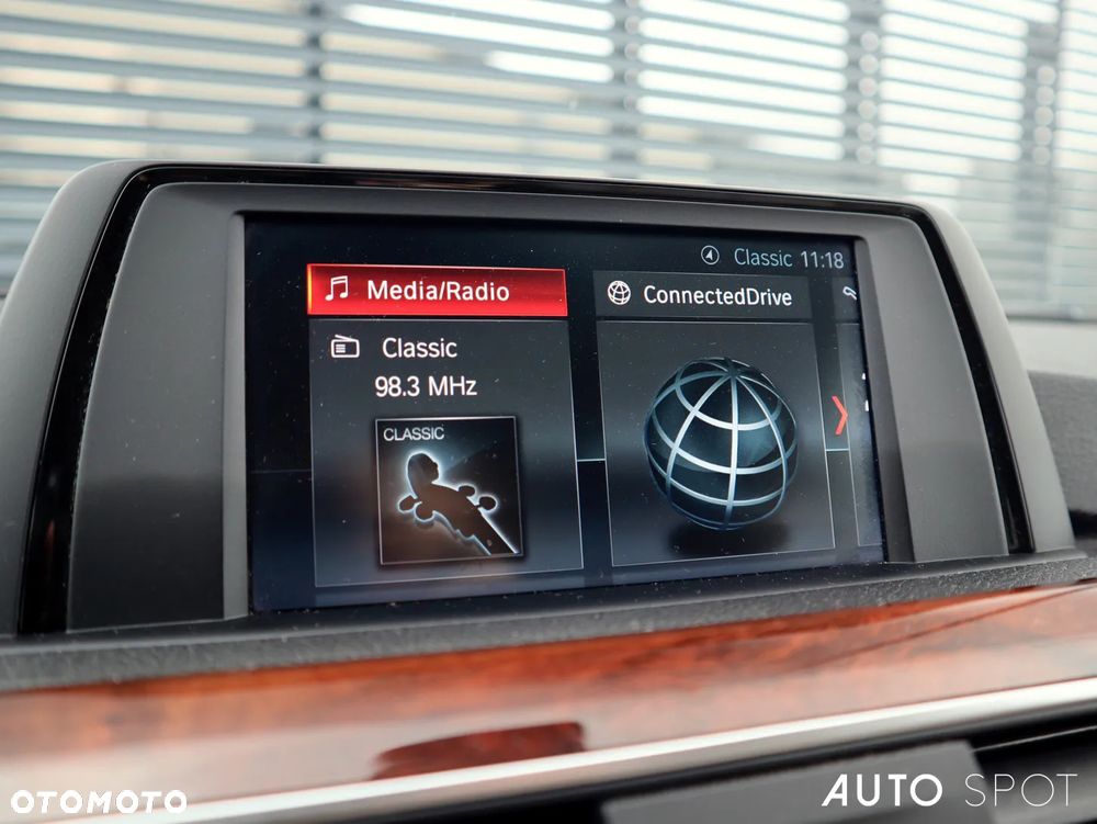 BMW Seria 3 320d xDrive Advantage - 21