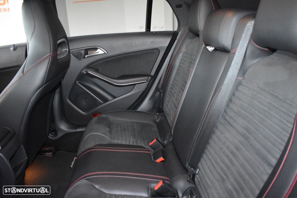 Mercedes-Benz CLA 180 - 47