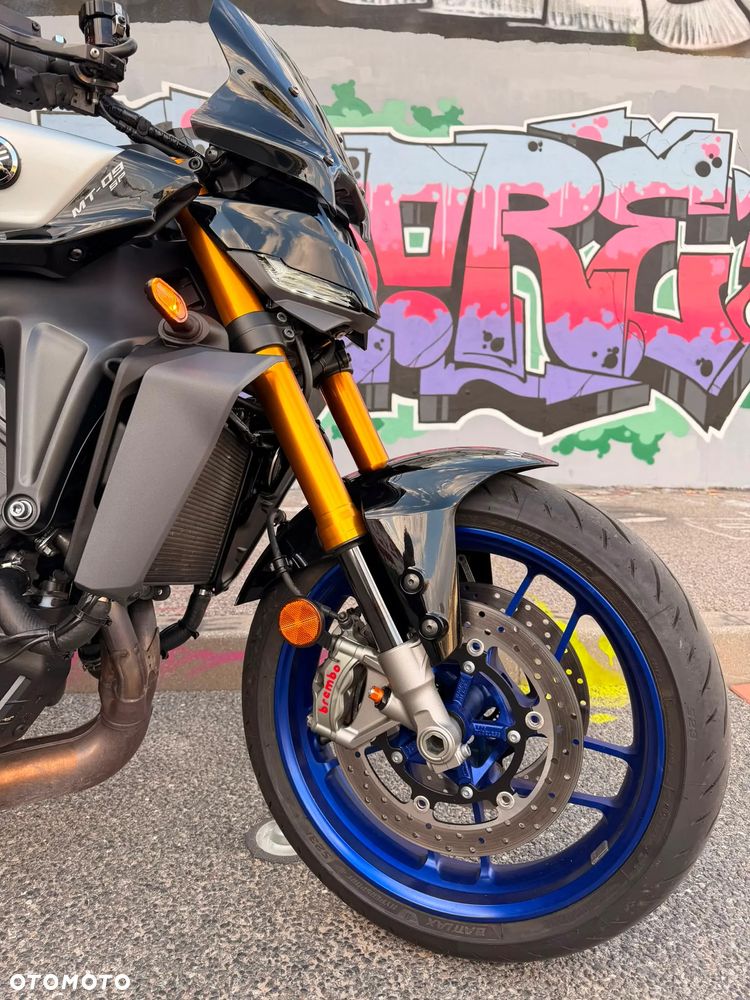 Yamaha MT - 8