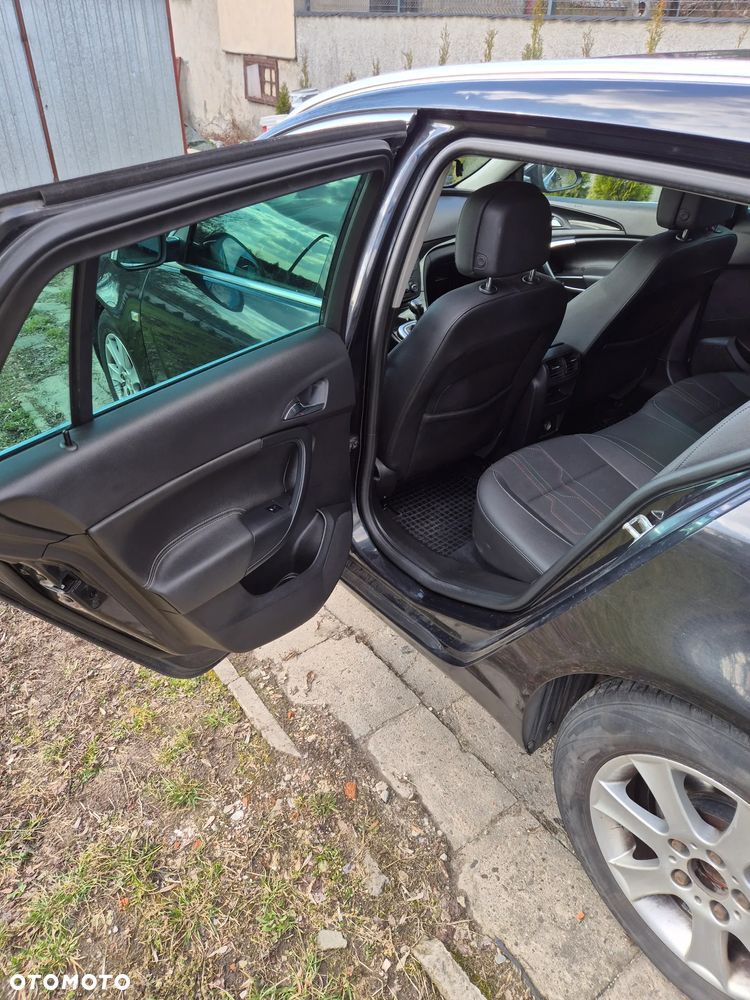 Opel Insignia 1.4 T Cosmo S&S - 8
