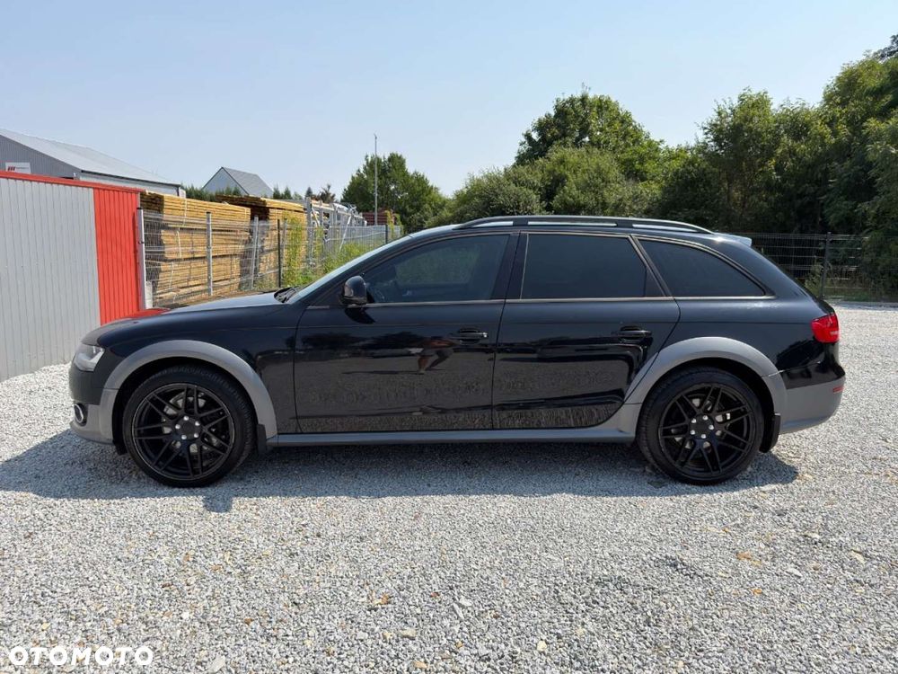 Audi A4 Allroad - 11
