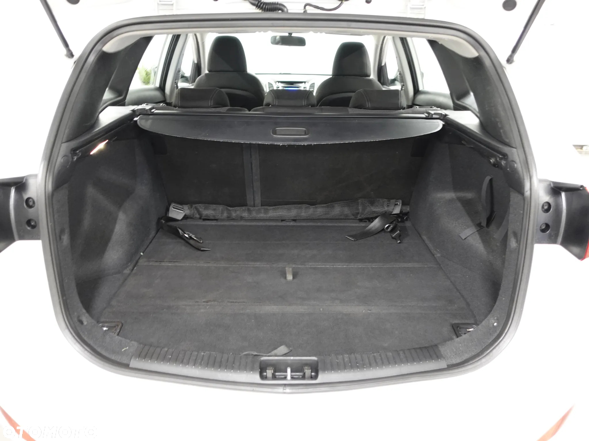 Hyundai i30 1.4 Fifa World Cup Edition - 25